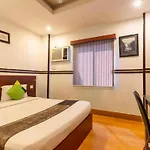 The Backpackers Inn Best Location - In House Parking