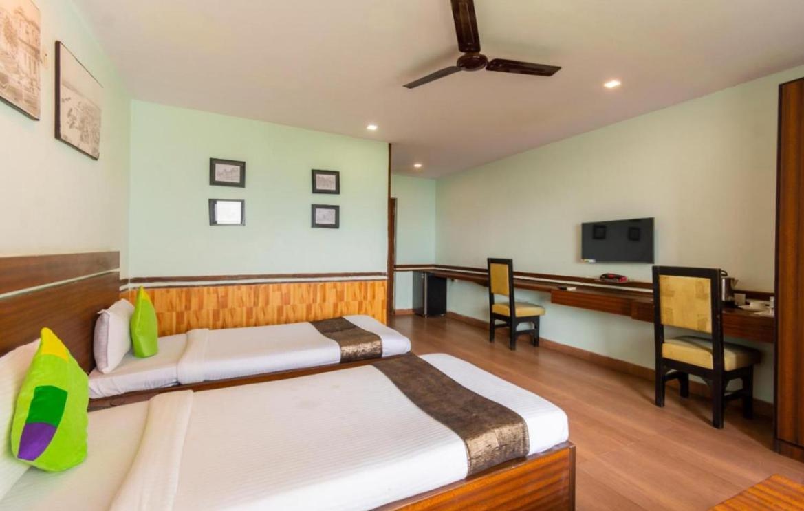 The Backpackers Best Location - In House Parking *