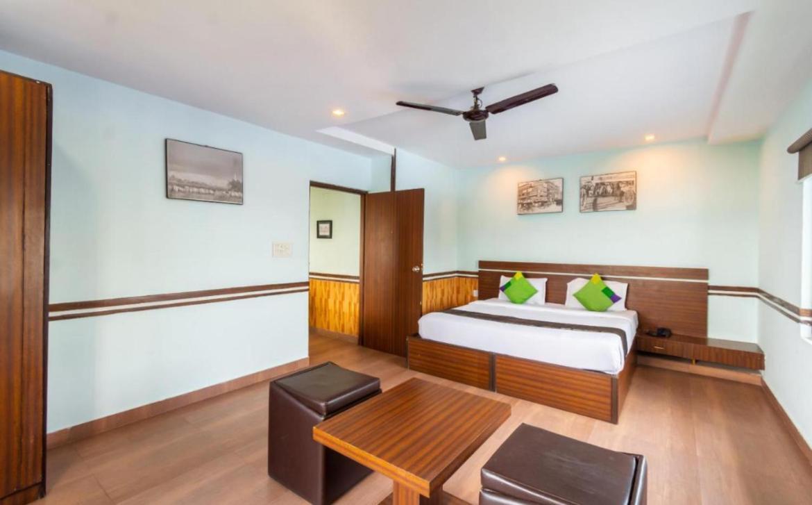 The Backpackers Best Location - In House Parking Hostel *